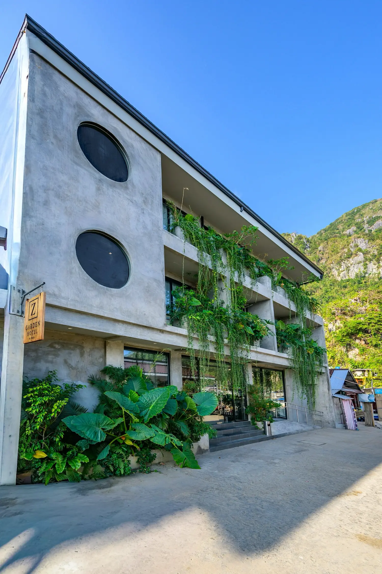 Z Garden Hotel 4